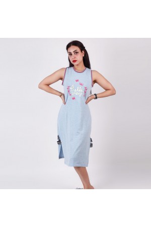 قميص قصير دون أكمام وفتحات جانبية 