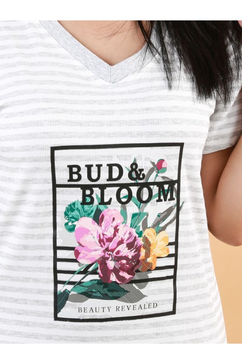 قميص مخطط طويل مزين بطبعات