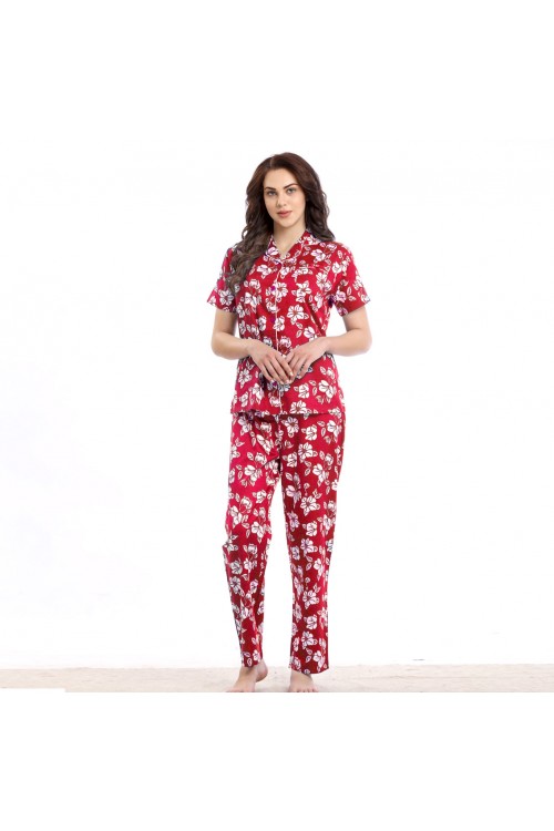 طقم بيجاما بطبعات زهور