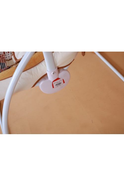 كرسي هزاز مرتفع مع ناموسية وحامل العاب