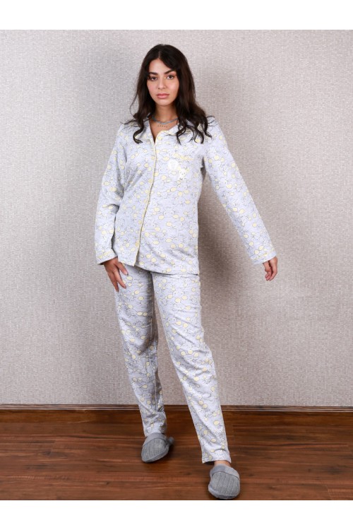طقم بيجاما بطبعات و أزرار إغلاق لون رصاصي