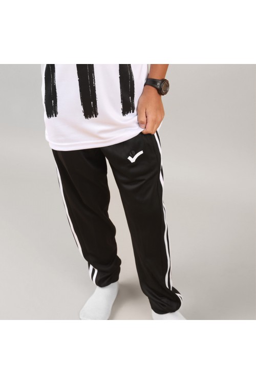 طقم بنطلون و تيشيرت مقلم