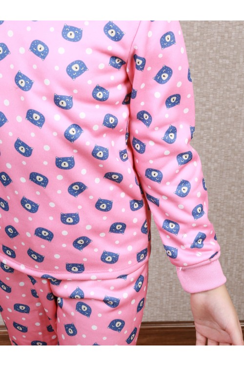 طقم بيجاما شتوي مزين بطبعات