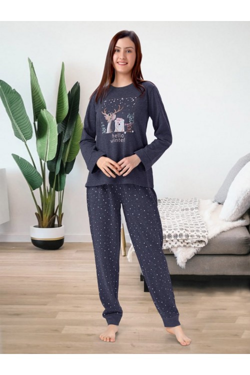 طقم بيجاما بنطلون طويل مع بلوفر بياقة ضيقة