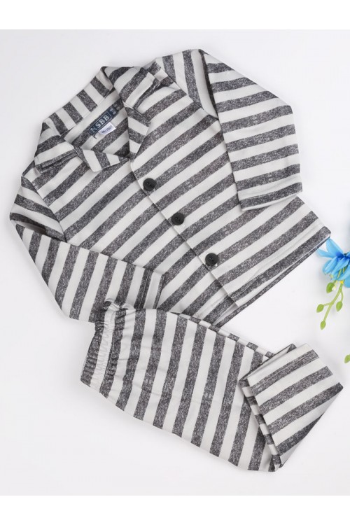 طقم بيجاما مخطط بأزرار إغلاق