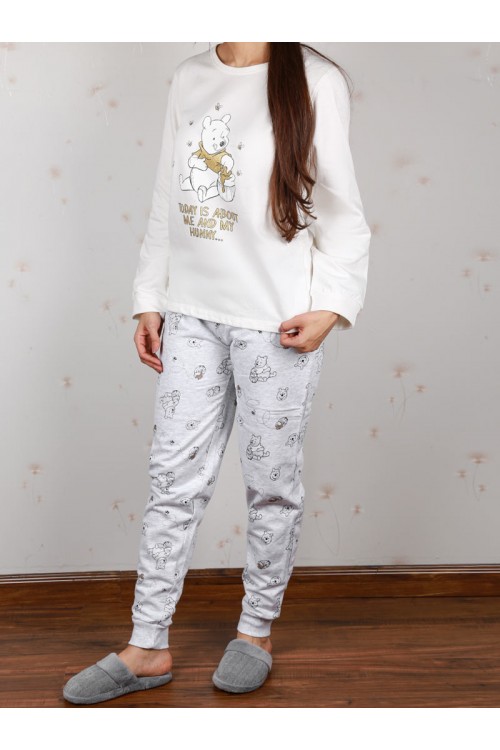 بيجاما بنطلون مزين بطبعات مع بلوزة بياقة ضيقة و أكمام طويلة