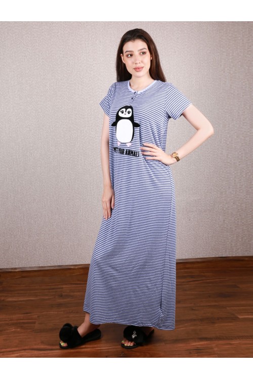 قميص طويل بأكمام قصيرة وطبعات