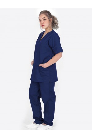 Medical scrubs with short sleeves and pockets