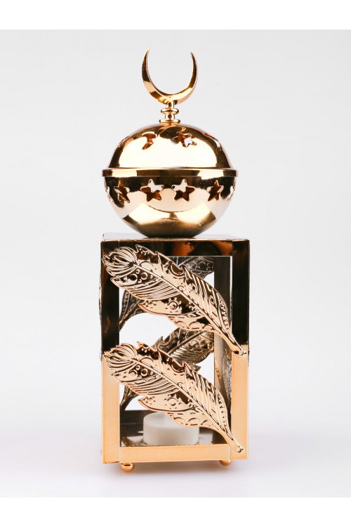 فانوس مربع مزين بورق شجر