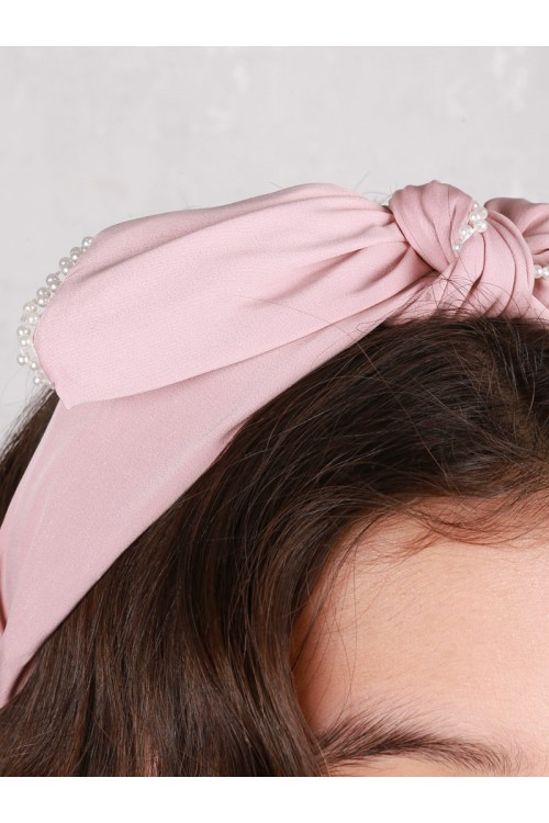 شريطة شعر عريضة مع فيونكة