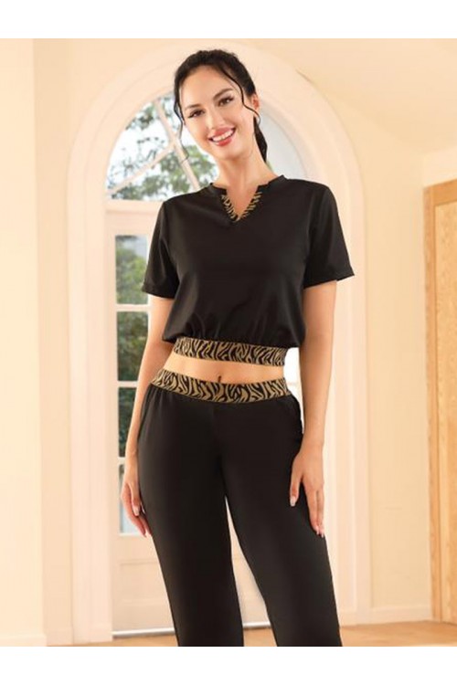 طقم كجوال بنطلون بجيوب مع تيشيرت قصير