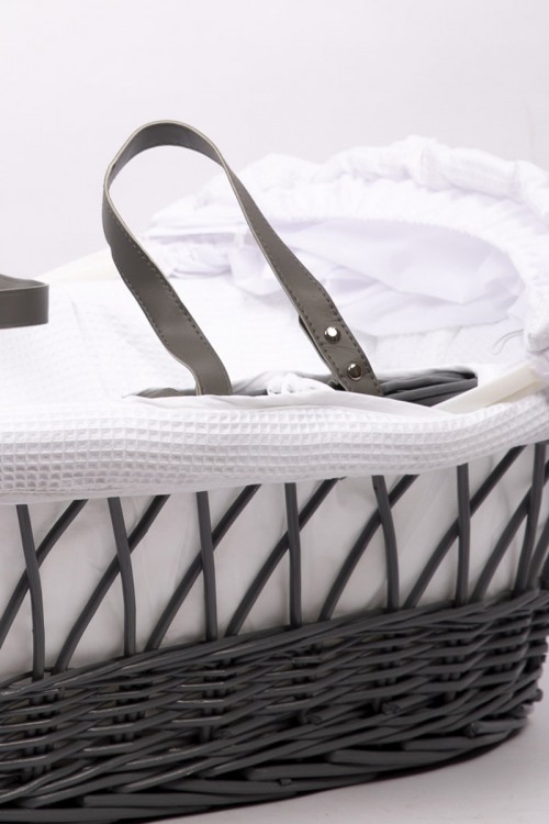 سرير مهد سلة موسى مع مفرش  وحامل