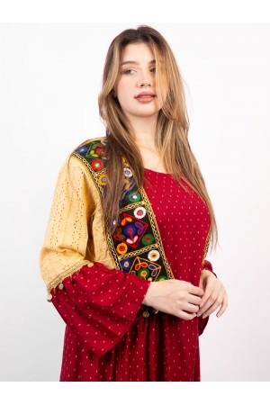 Elegant galabiya with embroidered shawl costume