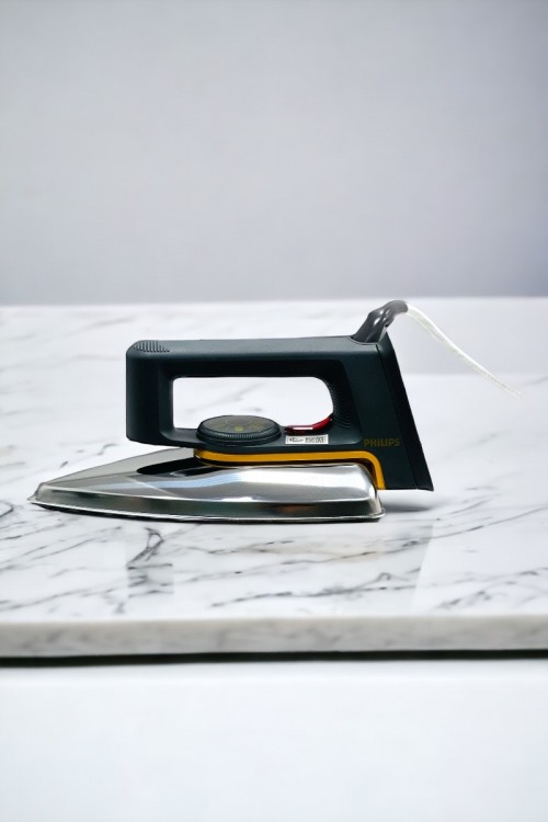 مكوى فليبس جاف قاعدة استيل  غير لاصق1000 واط