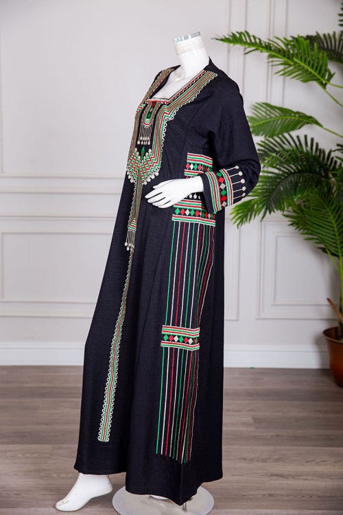 جلابية تراثية نسائي متعدد الالوان تطريز عسيري ونقوشات ملونة من الأمام والجوانب و الأكمام