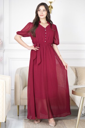 فستان نسائي أنيق طويل لون أحمر أكمام قصيرة و ياقة عالية شكل سبعة بأزرار أمامية ورباط على الخصر   