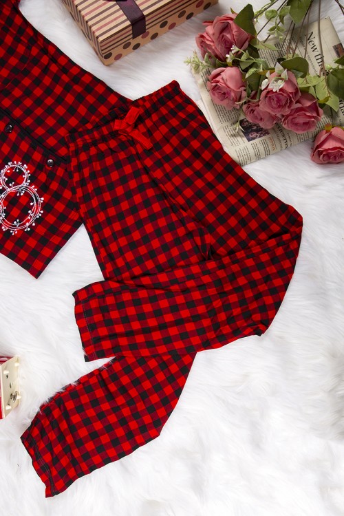 بيجاما بناتي أنيقة قطعتين قميص كاروهات أكمام قصيرة بياقة و أزرار أمامية وبنطلون برباط على الخصر