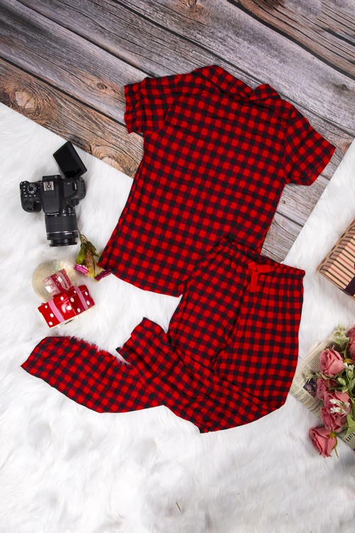 بيجاما بناتي أنيقة قطعتين قميص كاروهات أكمام قصيرة بياقة و أزرار أمامية وبنطلون برباط على الخصر