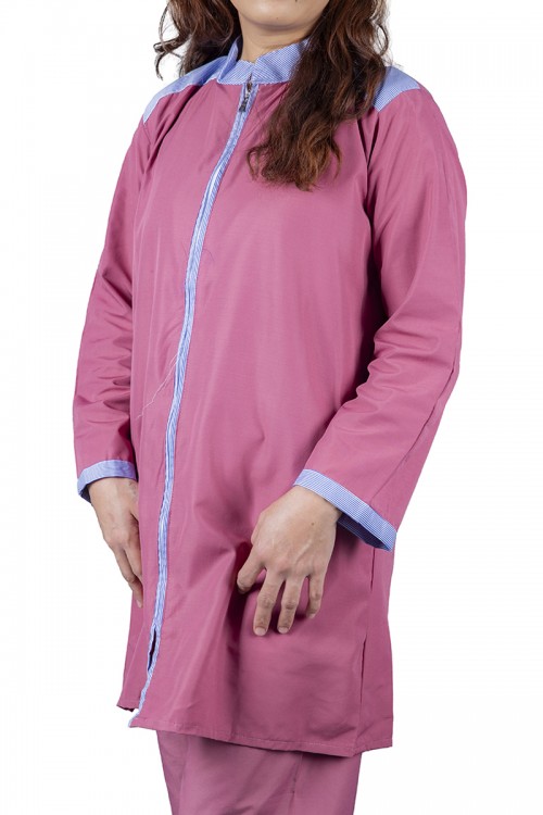 زي عاملة قطعتين بأكمام طويلة ياقة عالية و سحاب من الأمام