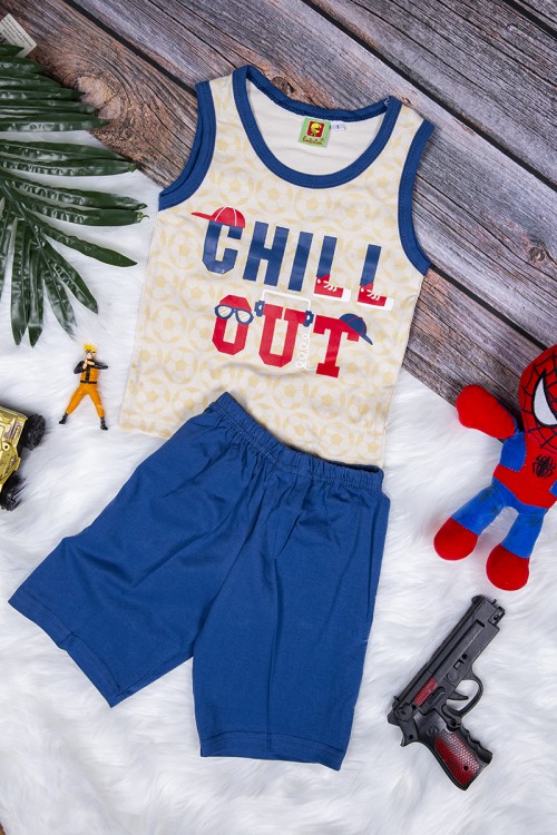 طقم بيجاما ولادي قطعتين علاقي بكتابات من الأمام مع شورت قصير