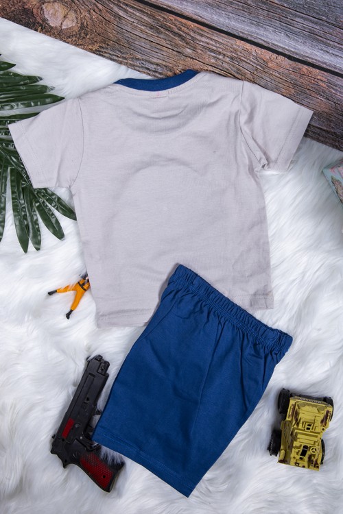 طقم بيجاما ولادي قطعتين تيشرت أكمام قصيرة بكتابات من الأمام مع شورت قصير