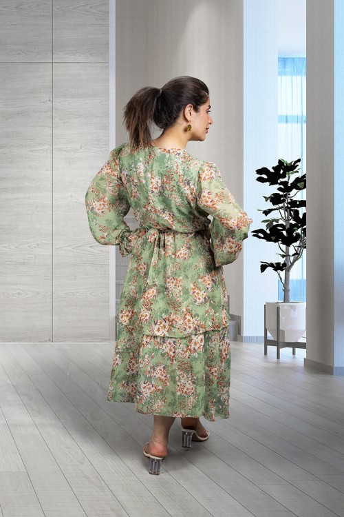 فستان نسائي أنيق قماش مشجر قصة الصدر مثلثة و زم من الخصر والأكمام 