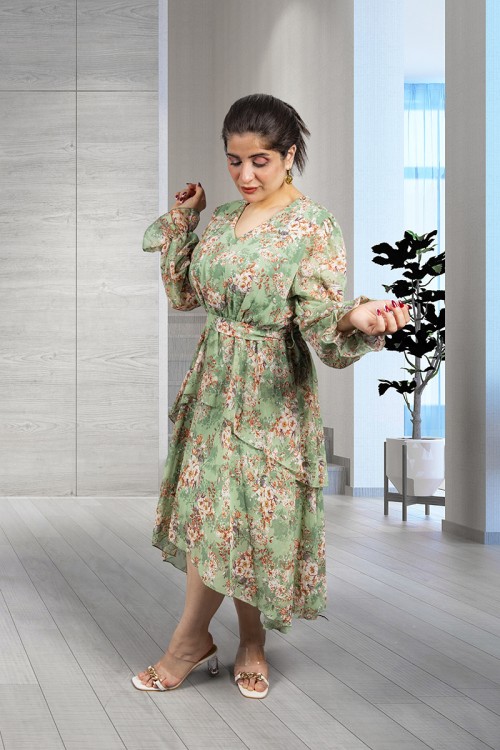 فستان نسائي أنيق قماش مشجر قصة الصدر مثلثة و زم من الخصر والأكمام 