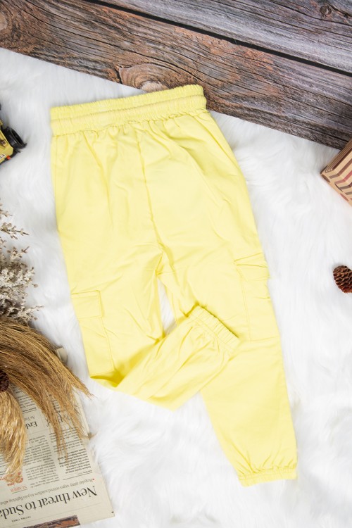 بنطلون بناتي سكيني أنيق لون أصفر بجيوب من الأمام والخلف وسحاب و زر قفل