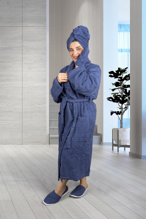 طقم روب حمام طويل لون كحلي 5 قطع يتكون من روب  ومنشفة كبيرة ومنشفة رأس وقفاز غسيل و شبشب