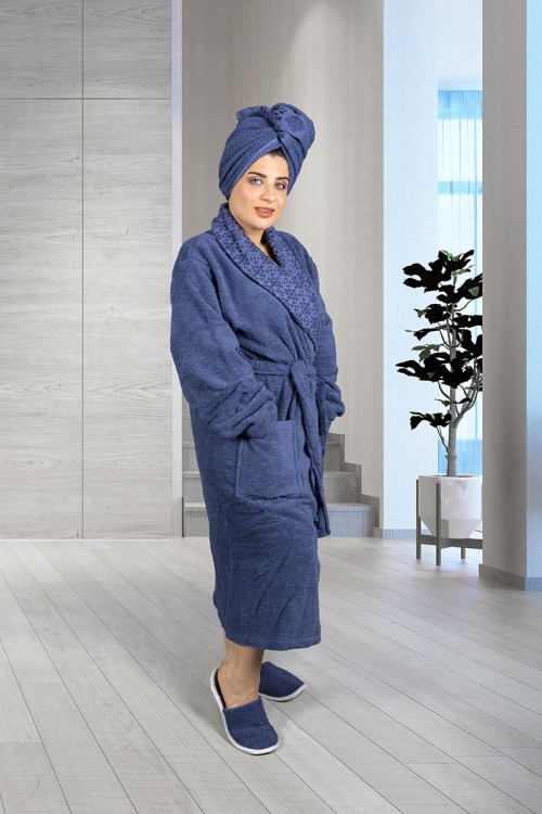 طقم روب حمام طويل لون كحلي 5 قطع يتكون من روب  ومنشفة كبيرة ومنشفة رأس وقفاز غسيل و شبشب