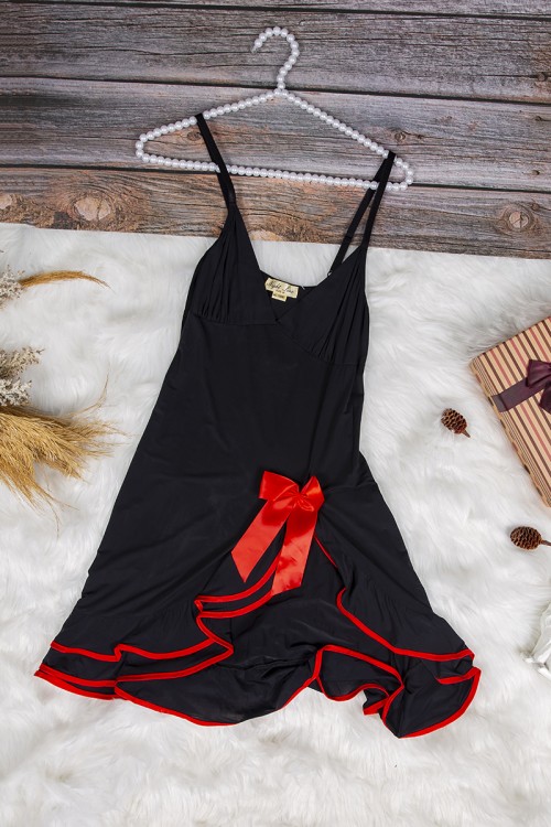 قميص نوم لانجري نسائي قصير قطعتين قماش مطاط بأطراف ساتان مع فيونكه من الأمام