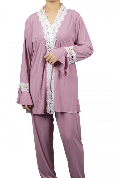 بيجاما نوم لانجري نسائي ثلاث قطع  بتطريز دانتيل أبيض من أطراف الصدر و الأكمام والبنطلون  