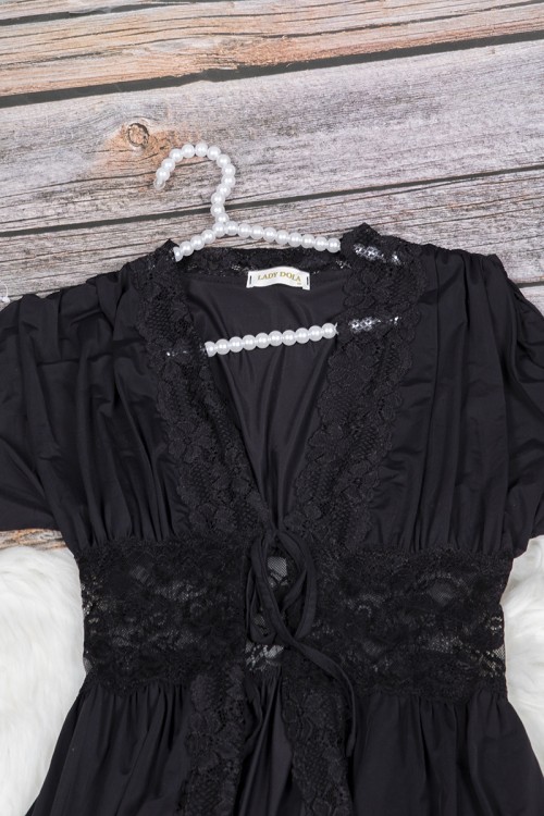 قميص نوم لانجري نسائي ثلاث قطع ساتان مع دانتيل أبيض روب خارجي طويل و قطعتين داخلي 