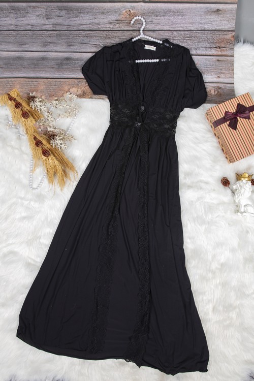 قميص نوم لانجري نسائي ثلاث قطع ساتان مع دانتيل أبيض روب خارجي طويل و قطعتين داخلي 