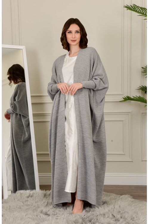 عباية شتوي نسائي تركي أنيقة لون رمادي مفتوحة من الأمام وأكمام ضيقة