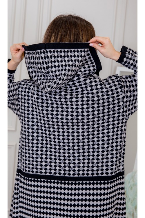 عباية شتوي نسائي تركي أنيقة لون أسود وأبيض ومفتوحة من الأمام ومتصلة بغطاء الرأس مع جيوب أمامية