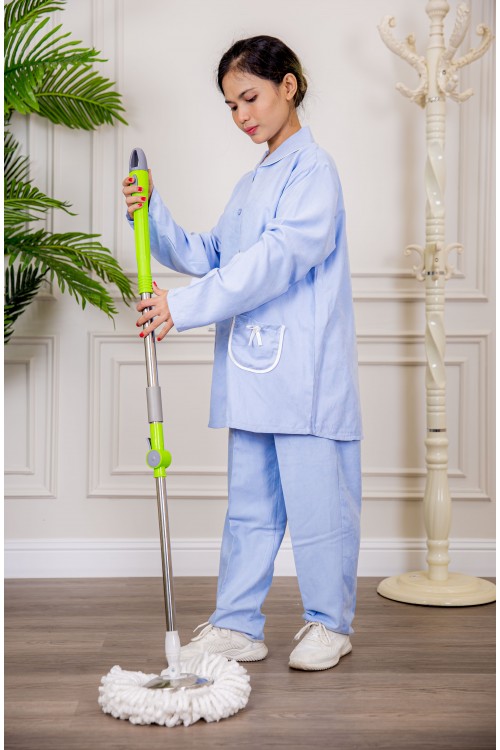 زي عاملة شتوي قطعتين أكمام طويلة وجيوب فيونكة و ياقة بازرار أمامية