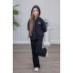طقم بناتي أنيق قطعتين لون أسود مع قبعة هودي و أكمام طويلة  مع سحاب أمامي و بنطلون بجيوب و مطاط من الأسفل