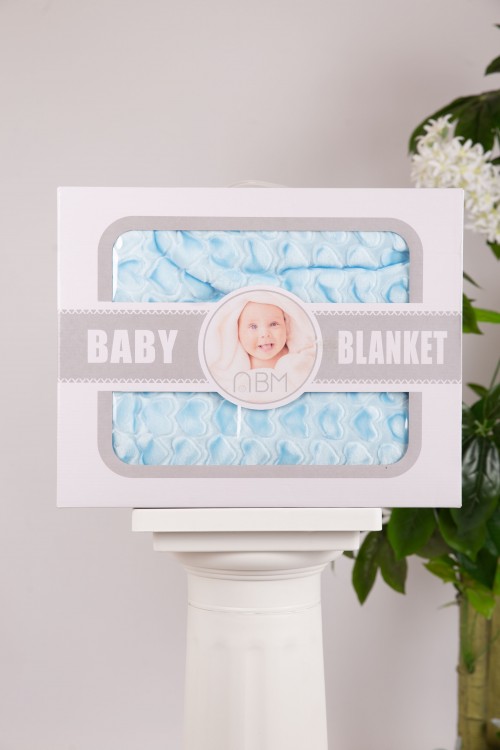 منشفة استحمام مواليد لون أزرق بغطاء رأس مزينة برسومات