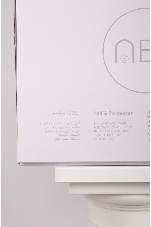 منشفة استحمام مواليد لون أزرق بغطاء رأس مزينة برسومات