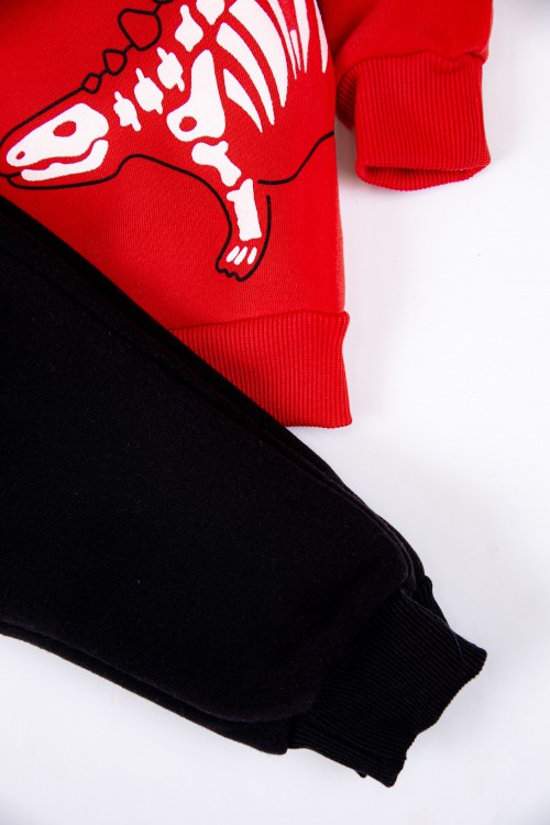 طقم بنطلون بأطراف مطاطية مع تيشيرت بطبعات كتابة