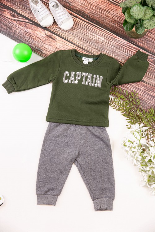 طقم قطعتين ولادي أطفال شتوي لون أخضر ورمادي أكمام طويلة ومطاط بالأسفل مزينة بكتابات من الأمام