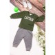 طقم قطعتين ولادي أطفال شتوي لون أخضر ورمادي أكمام طويلة ومطاط بالأسفل مزينة بكتابات من الأمام