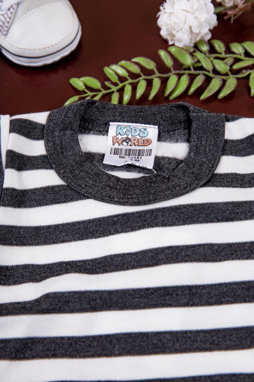 بربتوز أطفال مخطط لون أبيض وأسود  كم طويل بمطاط وأزرار من الأسفل