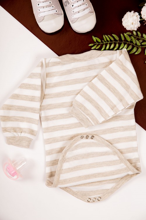 بربتوز أطفال مخطط لون أبيض وأسود  كم طويل بمطاط وأزرار من الأسفل