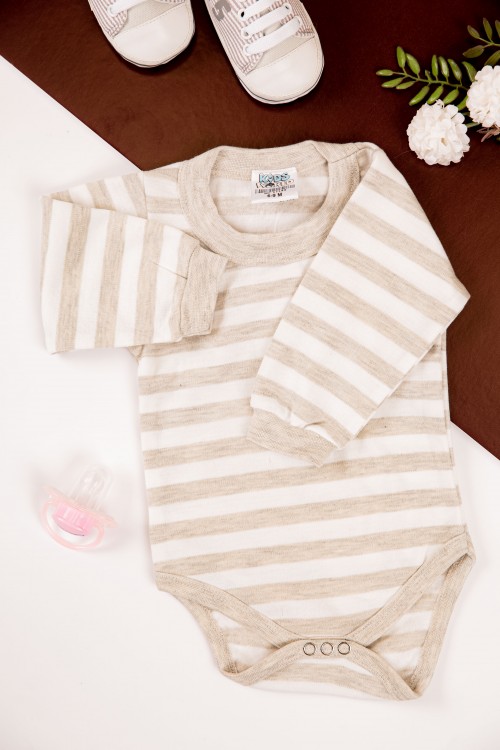 بربتوز أطفال مخطط لون أبيض وأسود  كم طويل بمطاط وأزرار من الأسفل