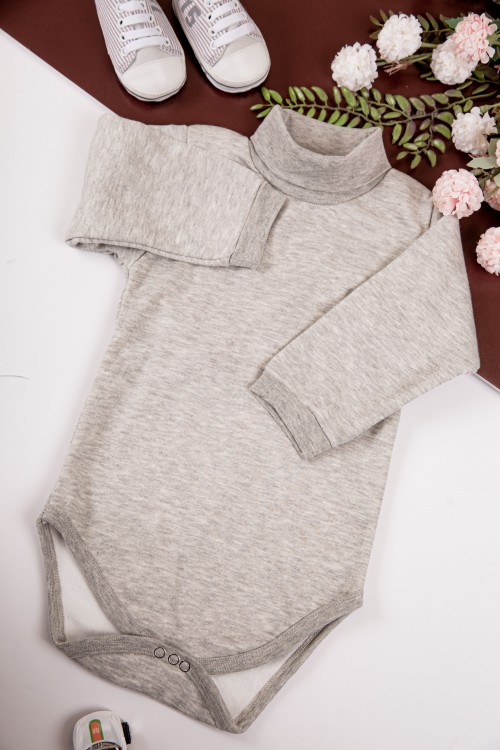 بربتوز أطفال بياقه رقبة مخطط لون رمادي  كم طويل بمطاط وأزرار من الأسفل