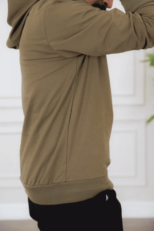 بلوفر هودي رجالي لون زيتي أكمام طويلة مع قبعة رأس و خيوط شد