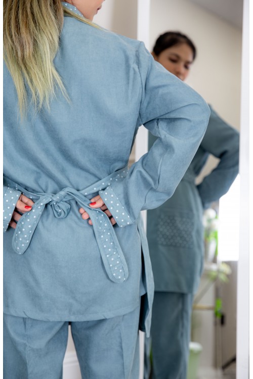 زي عاملة شتوي قطعتين أكمام طويلة وجيوب فيونكة و ياقة بازرار أمامية