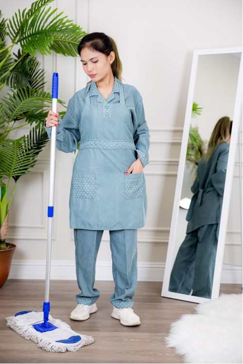 زي عاملة شتوي قطعتين أكمام طويلة وجيوب فيونكة و ياقة بازرار أمامية